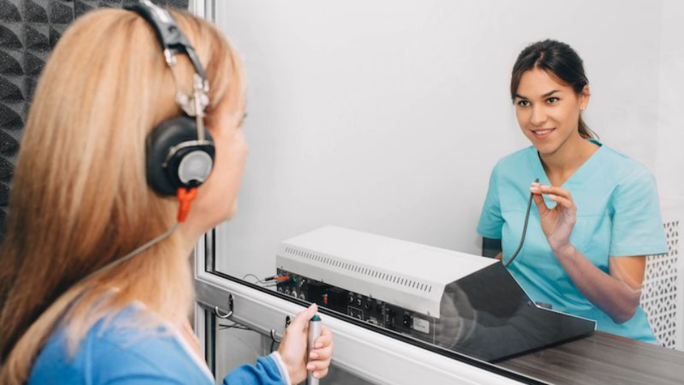 Servicio de Audiometrías | Pruebas de audición | Mediexpress IPS